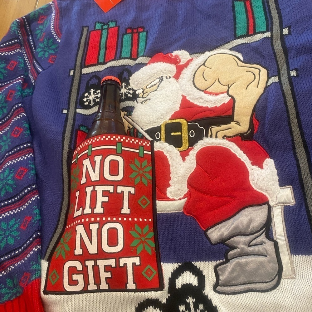 Men’s Christmas Sweater Beer Holding Ugly Christmas Sweater New size large - Picture 10 of 12